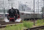 01 202 am 30.05.14 im Mannheim Hbf mit einen Sonderzug.