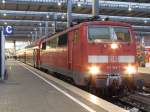 111 168 steht am 30.12.10 im Mnchener Hbf bereit mit RB 59160 nach Treuchtlingen.