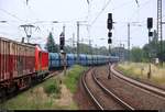 Doppeltes Pech:  Während ein Kohlezug Naumburg(Saale)Hbf im Hintergrund Richtung Großkorbetha verlässt, wartet ein gemischter Gz mit 187 ??? DB teilweise außerhalb des Bahnsteigs