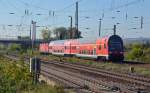 143 098 erreicht mit einer RB aus Saalfeld(S) am 12.10.15 Naumburg.