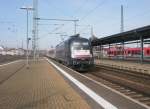 Hier 182 561-1 mit CNL1246 von Mnchen Ost nach Berlin Lichtenberg, bei der Durchfahrt am 6.4.2010 durch Nordhausen.