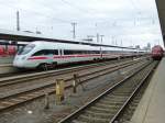 Der ICE nach Wien Westbahnhof steht hier am 23.Juni 2013 im Nrnberger Hbf.