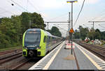 1430 541-1 (ET 6.06 | Stadler FLIRT 160) der NBE Nordbahn Eisenbahngesellschaft mbh & Co. KG als RB 83838 (RB71) von Hamburg-Altona nach Wrist verlässt den Bahnhof Pinneberg auf der Bahnstrecke Hamburg-Altona–Kiel (KBS 103).
[5.8.2019 | 19:08 Uhr]