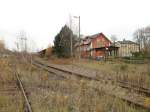 Blick auf den Bahnhof Groitzsch, wenige Minuten spter kam mir ein Bagger entgegen, der die Anlagen grndlich verndern wird, 14.11.08