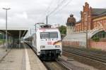 101 027-1  25 Jahre Deutsche Einheit  mit dem IC 2343 von Münster(Westf)Hbf nach Berlin Südkreuz, bei der Einfahrt in Rathenow.