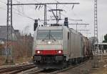 185 639-2 mit dem Gterzug aus Richtung Viersen diesmal nach Kln bei der Durchfahrt in Rheydt Hbf, 6.2.11