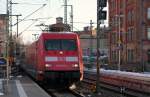 101 097-4 mit IC 2216 von Stuttgart Hbf nach Greifswald in Schwerin Hbf am 25.03.2013