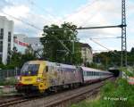 ÖBB 1116 153  ÖAMTC  am EC 112 nach Frankfurt (M) Hbf bei der Durchfahrt durch Stuttgart Feuerbach mit ca.