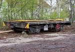 Gleiskraftwagen Anhänger (GKW-A) an der Torgelower Ladestrasse abgestellt, er wird in der Nacht im Bahnhof Schwellen transportieren.