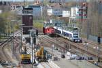 Hier hat 648 872-9 der NWB bei einer Rangierfahrt im Bf Wilhelmshaven eine geschlossene Gleissperre überfahren und ist dabei Entgleist auf dem Bahnübergang Metzerweg zum stehen