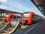 VT 622 034 neben einem weiteren Lint als RB 62 nach Biblis in Worms Hbf, 21.05.2020.