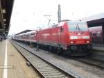 Hier 146 247-2 mit dem Regionalexpress nach Frankfurt Hbf am 04.04.13 im Würzburger Hbf.