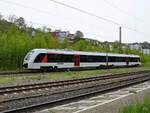 Ende April 2022 war der Dieseltriebzug VT 12 12 09 bei der Ankunft in Wuppertal-Barmen zu sehen.