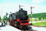 Sauschwänzlebahn Dampflok 262 BB. Hersteller Henschel & Sohn Kassel. Nr.: 25263 -1954- hier im Bahnhof Blumberg beim Wasser tanken . Am 16.06.2017