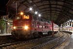 V160 002 mit einem Soonderzug nach Bremen Hbf in Aachen Hbf am 01.12.2018