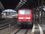 Ein Nachschuss von der 111 125 DB steht mit dem RE4 von Aachen-Hbf nach Dortmund-Hbf.