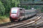 Thalys 4304 Paris-Kln fhrt die Sdrampe herunter und trifft im Aachener Hauptbahnhof ein (19. Juni 2009).