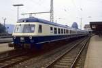 614 077 in Altenbeken, 10. April 1985.