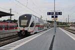 DB 4010 002-6 erreicht als IC von Nürnberg nach Karlsruhe den Bahnhof Ansbach. (20.06.2023)