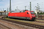 101 095-8 am 11.05.2015 abgestellt in Basel Bad Bf und wartet darauf, am Abend den CNL 459 nach Berlin zu bespannen.