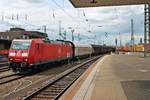Am Mittag des 09.07.2015 fuhr wieder 185 097-3, wie zuvor schon am frühen Morgen, durch den Badischen Bahnhof von Basel über Gleis 1, diesmal brachte sie aber einen gemischten Güterzug in den Schweizer Rangierbahnhof Muttenz.