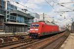 Hier 101 007-3 mit IC140 von Berlin Ostbahnhof nach Amsterdam Centraal, bei der Durchfahrt am 27.6.2014 durch Berlin Friedrichstraße, in Richtung Berlin Hbf.