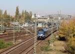 15-10-18 Berlin Gesundbrunnen / Bornholmer Straße. ET 323 Merdian als Überführung mit 346er gezogen Richtung Blankenburg