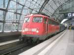 Hier 115 332-9 mit D441 von Berlin Zoologischer Garten nach Kiev Pass, dieser Zug stand am 3.2.2010 in Berlin Hbf.