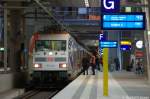 101 144  Hertha BSC  bernimmt im Berliner Hbf den IC 148 aus Szczecin Glowny, um ihn weiter nach Schiphol (Airport) zu bringen.