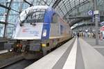 Am 4. August 2010 steht 5 370 005 mit dem Berlin-Warszawa-Express im Berliner Hbf.