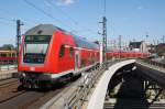 Hier ein RE1 (RE18121) von Magdeburg Hbf. nach Frankfurt(Oder), bei der Ausfahrt am 6.7.2013 aus Berlin Hbf. (Gezogen hatte 182 013)