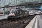 Hier 182 573-6 mit EC248 von Wroclaw Glowny nach Hamburg-Altona, dieser Zug stand am 28.3.2014 in Berlin Hbf. Grüße an den netten Tf.