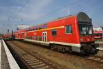 RE3 (RE3305) von Stralsund Hauptbahnhof nach Berlin Hauptbahnhof (tief) fährt am 14.5.2017 aus Berlin Lichtenberg aus. Zuglok war 112 133.