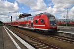 RE3 (RE3346) von Berlin Hauptbahnhof (tief) nach Schwedt(Oder) fährt am 6.8.2017 in Berlin Lichtenberg ein. Schublok war 112 133.