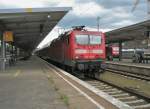Hier 143 233-5 mit einem RE7 von Berlin Lichtenberg nach Wnsdorf-Waldstadt, dieser Zug stand am 18.6.2011 in Berlin Lichtenberg.
