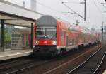 Hier eine RB14 (RB18919) von Nauen nach Berlin Schönefeld Flughafen, bei der Einfahrt am 18.5.2013 in Berlin Ostbahnhof.