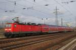 Hier 143 848-0 mit einer RB14 (RB18567) von Berlin Schönefeld Flughafen nach Senftenberg, bei der Ausfahrt am 6.2.2013 aus Berlin Schönefled Flughafen.