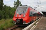 Hier 442 626-8 als RB22 (RB28823)  Airport-Express  von Berlin Schönefeld Flughafen nach Berlin Friedrichstraße, bei der Einfahrt am 14.7.2014 in Berlin Schönefeld Flughafen.