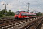 Hier 442 638-3 als Leerzug von Berlin Lichtenberg nach Berlin Schönefeld Flughafen, bei der Einfahrt am 14.7.2014 in Berlin Schönefeld Flughafen. Dieser Triebzug wird den kommenden RE7 (RE18725)  Airport-Express  von Wünsdorf-Waldstadt nach Dessau Hbf. auf dem Teilstück bis Bad Belzig verstärken.