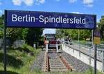 Endstation Berlin Spindlersfeld. Ein Zug der Br480 steht als S41 in Spindlersfeld bereit.

Berlin 13.06.2020