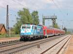Und hier mein 500 Bild: Am 05.05.2013 kam  Maxl  111 017-0  Bahnland-Bayern  mit dem Fuball-Sonderzug 39510 von Augsburg nach Kirchzarten.