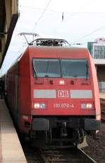 Hier steht 101 078 mit ihrem IC am 21.12.13 im Dortmunder Hbf