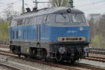 Die Diesellokomotive 225 002-5 war am Dresdener Hauptbahnhof abgestellt.