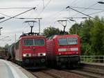 155 224 mit Zugbegegnung neben RB 143 093 zieht ihren gemischten Gterzug am 7.9.12 durch Dresden Stetzsch.