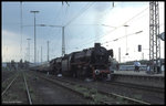 BDEF Sonderzug am 27.5.1995 am Bahnsteig in Düren. Der organisierte Fotohalt ermöglichte es damals, Aufnahmen der Zugloks 41360 und 41241 auch aus dem Gleisfeld heraus zu machen.