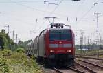 146 007-0 mit der RE1 (10121) nach Hamm bei der Einfahrt in Duisburg Hbf, 3.6.10