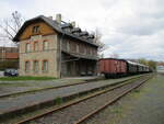 Bahnhof Fladungen,mit ein paar abgestellten Wagen,am 26.April 2023.