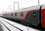 Russian Railways 622071-90240-8 WLABmee im EN 452 (Moskva Belorusskaja - Paris Est), am 20.12.2011 in Frankfurt (M) Sd.
