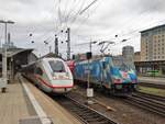 DB Fernverkehr ICE4 (412 005) trifft am 29.12.17 in Frankfurt am Main Hauptbahnhof auf DB Regio 146 246-4 Bahnland Bayern 