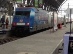 Hier steht 101 070 (Adler Mannheim) mit ihrem IC am 22.04.13 in Frankfurt(Main) Hbf